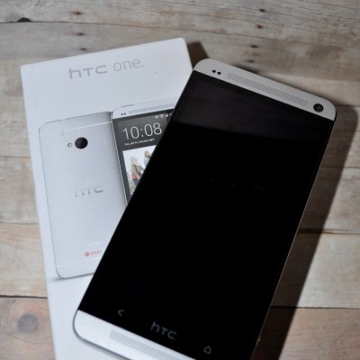 HTC One Review: A Daddy Daughter Take