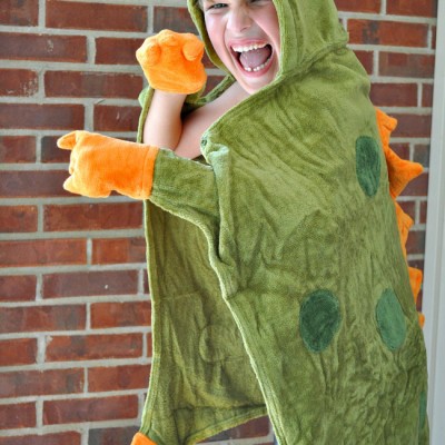 Kidorable: Dinosaur Hooded Towel Review