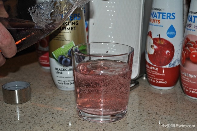 Blackcurrant Lime Sparkling Water