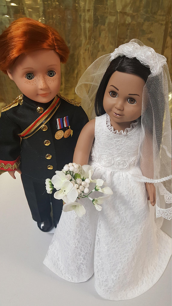 Royals Wedding 9-piece Doll Set