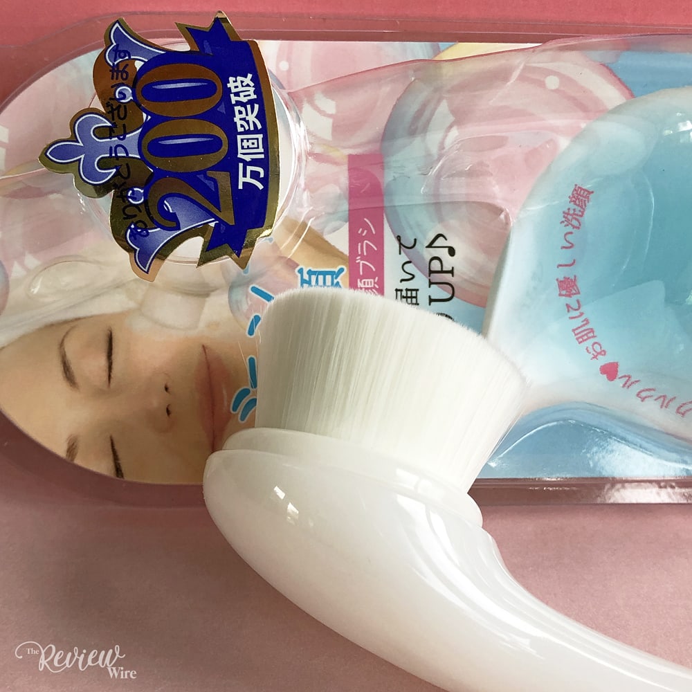 The Review Wire: nomakenolife Korean and Japanese Beauty Box: Facial Cleansing Brush