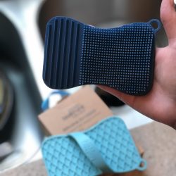 The Review Wire Summer Guide 2019: TealTrunk Silicone Scrubber