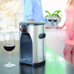 The Review Wire Holiday Gift Guide 2020: Boxxle Box Wine Dispenser