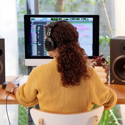 RØDE NTH-100 Professional Over-Ear Headphones
