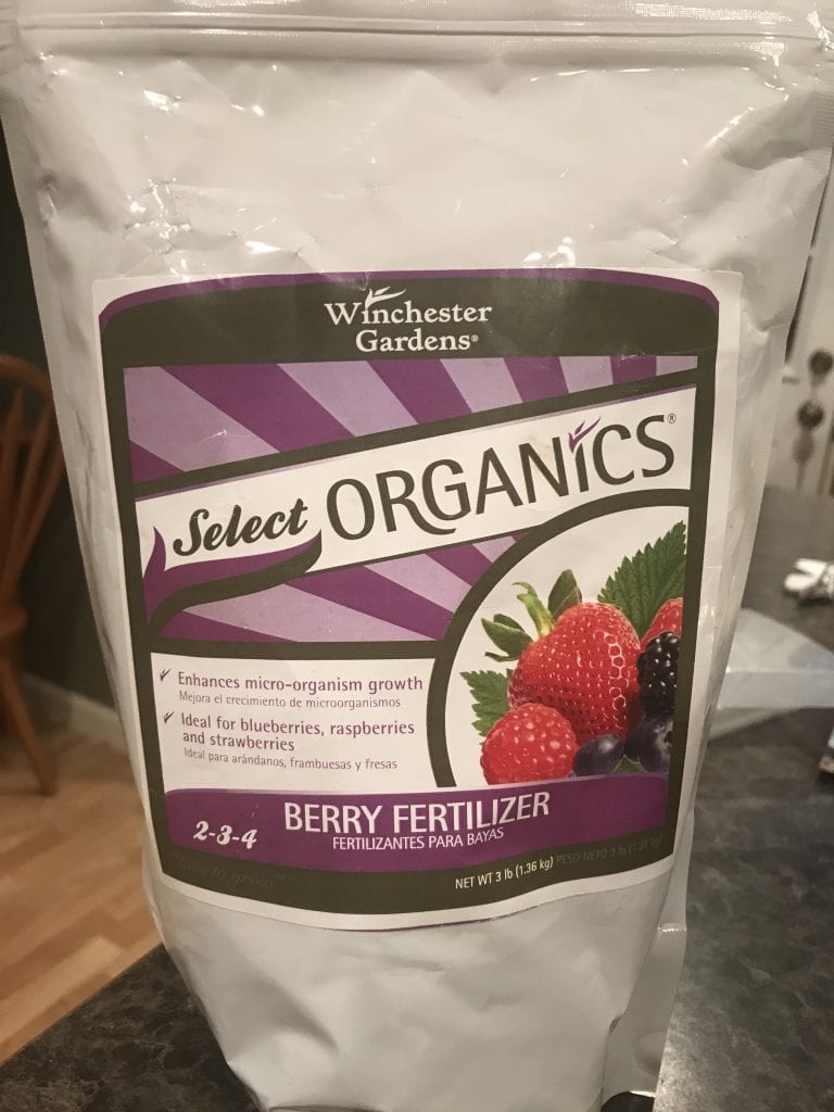 The Review Wire Gardeners.com Winchester Gardens Select Organics Berry Fertilizer.