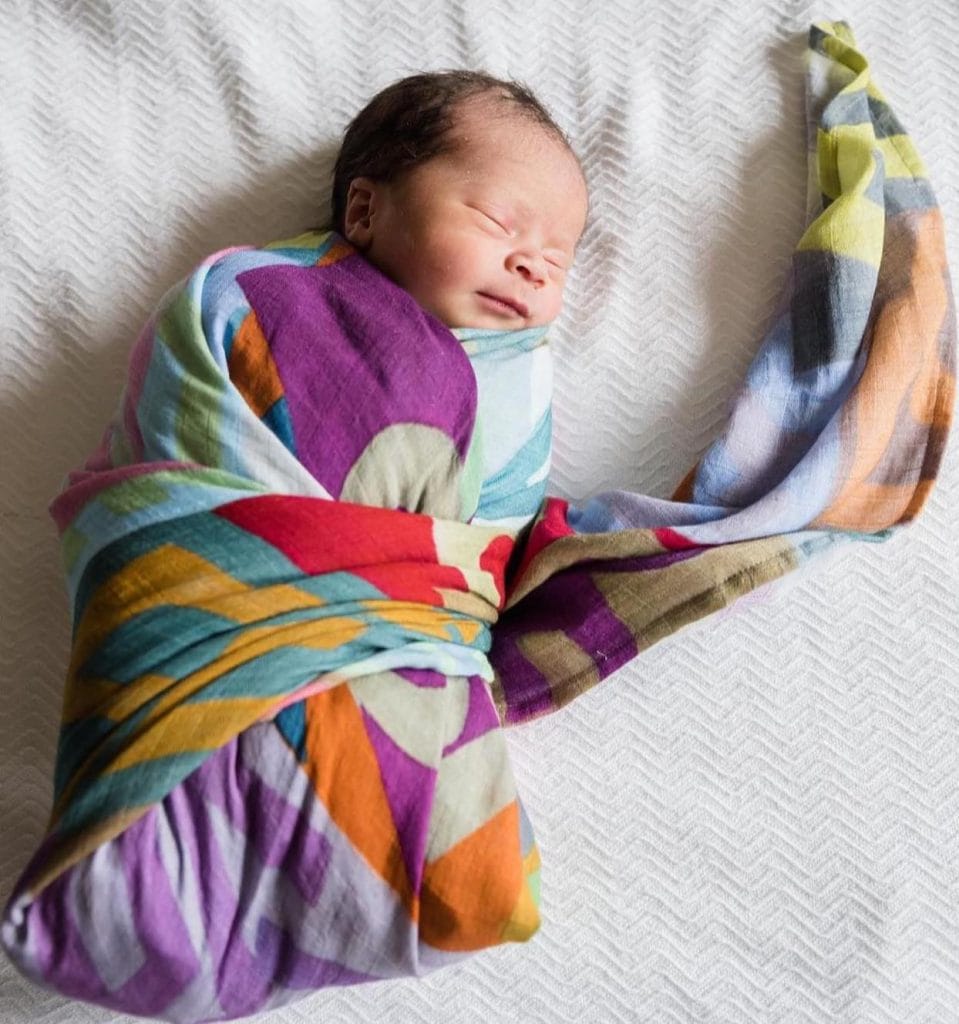 LOVEVOLVE Love Swaddle