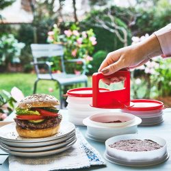 Tupperware Hamburger Press & Keepers Set