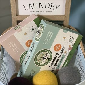 PÜR Evergreen Plant Based Laundry Detergent Sheets