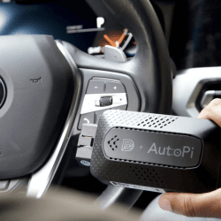 DIMO AutoPi Vehicle Smart Hub